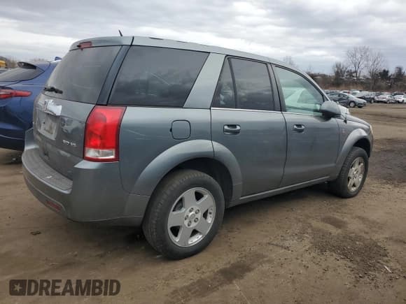 ✅ 2006 Saturn VUE • VIN: 5GZCZ63456S878989 • Lot: 47394055. Wystawiony na Copart z przebiegiem 133 384 mil. Bezpłatny archiwum sprzedaży aukcyjnych z USA i szczegółowy raport historii pojazdu na DreamBid. Zdjęcie 3.