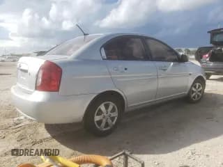 ✅ 2011 Hyundai Accent GLS • VIN: KMHCN4AC6BU603833 • Лот: 89535675. Опубликован ранее на Copart с пробегом 126 368 миль. Бесплатный доступ к архиву аукционных продаж из США и подробный отчёт об истории автомобиля на DreamBid. Изображение 3.