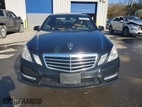✅ 2013 Mercedes-Benz E 350 Sport • VIN: WDDHF8JB5DA695324 • Lot: 87207175. Listed on Copart with 146,885 mi. Free auction sales archive from the USA and detailed vehicle history report at DreamBid. Image 5.
