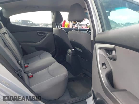 ✅ 2014 Hyundai Elantra SE • VIN: KMHDH4AE7EU189012 • Лот: 43640349. Опубликован ранее на IAAI с пробегом 121 063 миль. Бесплатный доступ к архиву аукционных продаж из США и подробный отчёт об истории автомобиля на DreamBid. Изображение 8.