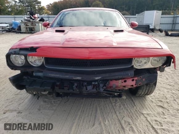 ✅ 2011 Dodge Challenger • VIN: 2B3CJ4DG1BH575068 • Lot: 78092804. Wystawiony na Copart z przebiegiem 133 075 mil. Bezpłatny archiwum sprzedaży aukcyjnych z USA i szczegółowy raport historii pojazdu na DreamBid. Zdjęcie 5.