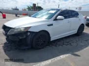 ✅ 2012 Kia Optima SX • VIN: 5XXGR4A64CG046738 • Lot: 43423082. Wystawiony na IAAI z przebiegiem 194 409 mil. Bezpłatny archiwum sprzedaży aukcyjnych z USA i szczegółowy raport historii pojazdu na DreamBid. Zdjęcie 18.