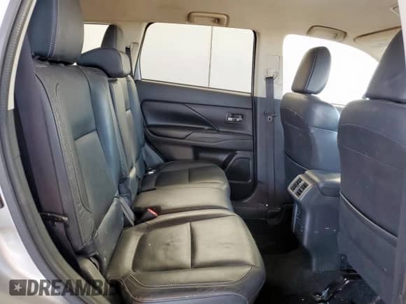 2019 Mitsubishi Outlander SE с VIN JA4AD3A34KJ001159, выставлен на аукционе Copart как лот 84777705 с пробегом 95 837 миль миль и Списание • Salvage title. История ставок и продаж доступна на DreamBid. Изображение 11.