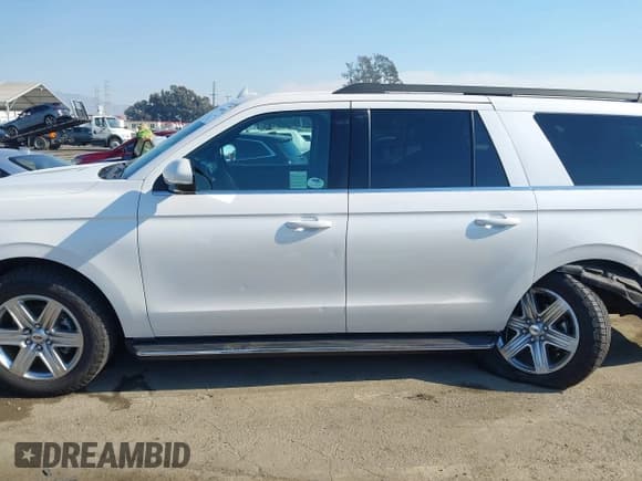 ✅ 2019 Ford Expedition Max XLT • VIN: 1FMJK1HT7KEA83673 • Лот: 41290993. Опубликован ранее на IAAI с пробегом 65 602 миль. Бесплатный доступ к архиву аукционных продаж из США и подробный отчёт об истории автомобиля на DreamBid. Изображение 14.