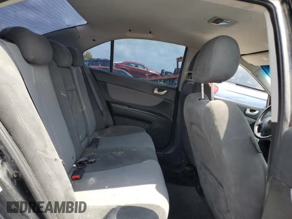 ✅ 2008 Hyundai Sonata SE • VIN: 5NPEU46F18H341094 • Лот: 65321874. Опубликован ранее на Copart с пробегом 218 523 миль. Бесплатный доступ к архиву аукционных продаж из США и подробный отчёт об истории автомобиля на DreamBid. Изображение 10.