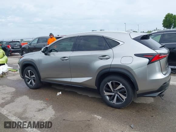 ✅ 2020 Lexus NX 300 • VIN: JTJGARDZXL5003064 • Lot: 42275029. Wystawiony na IAAI z przebiegiem 96 894 mil. Bezpłatny archiwum sprzedaży aukcyjnych z USA i szczegółowy raport historii pojazdu na DreamBid. Zdjęcie 14.