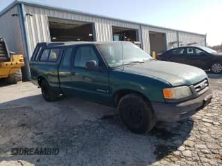 ✅ 1997 Isuzu Hombre • VIN: 1GGCS19X2V8661050 • Lot: 81185205. Wystawiony na Copart z przebiegiem 67 299 mil. Bezpłatny archiwum sprzedaży aukcyjnych z USA i szczegółowy raport historii pojazdu na DreamBid. Zdjęcie 4.