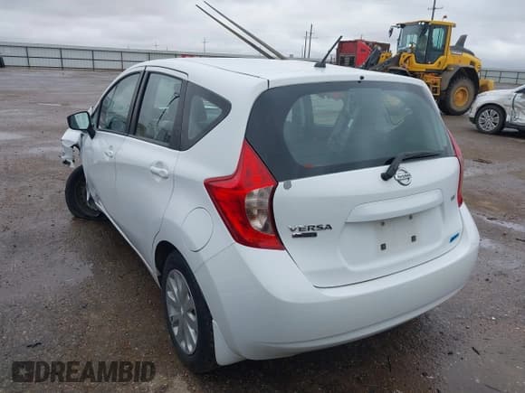 ✅ 2015 Nissan Note S • VIN: 3N1CE2CP6FL431301 • Lot: 42184638. Wystawiony na IAAI z przebiegiem 207 913 mil. Bezpłatny archiwum sprzedaży aukcyjnych z USA i szczegółowy raport historii pojazdu na DreamBid. Zdjęcie 3.