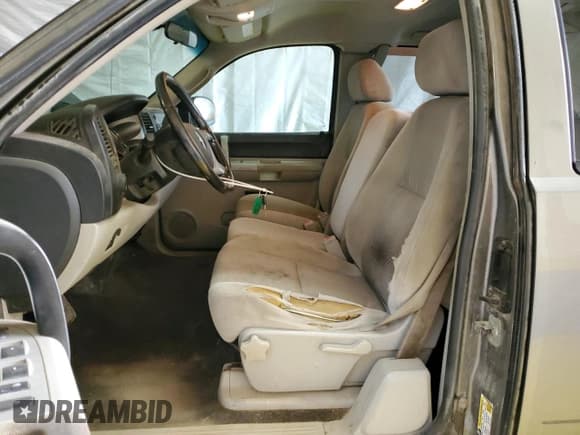 ✅ 2009 Chevrolet Silverado 2500HD LT • VIN: 1GCHK59K59E138762 • Лот: 85132365. Опубликован ранее на Copart с пробегом 319 356 миль. Бесплатный доступ к архиву аукционных продаж из США и подробный отчёт об истории автомобиля на DreamBid. Изображение 7.