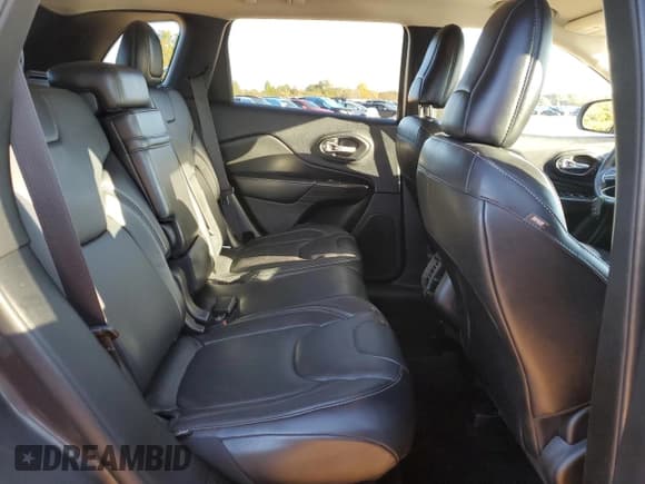 ✅ 2014 Jeep Cherokee Limited • VIN: 1C4PJMDB0EW201304 • Lot: 90701595. Listed on Copart with 108,835 mi. Free auction sales archive from the USA and detailed vehicle history report at DreamBid. Image 11.