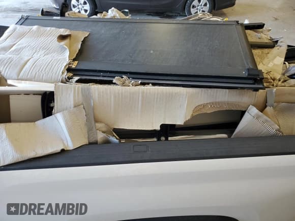 ✅ 2021 Chevrolet Silverado 1500 • VIN: BS81639404 • Лот: 81639404. Опубликован ранее на Copart с пробегом Не указан. Бесплатный доступ к архиву аукционных продаж из США и подробный отчёт об истории автомобиля на DreamBid. Изображение 10.