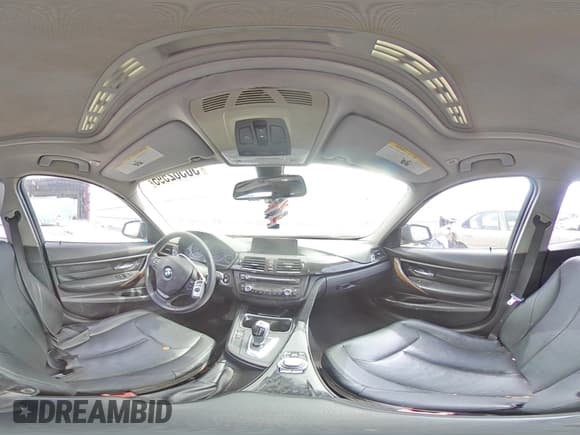 ✅ 2013 BMW 3 Series 335i • VIN: WBA3A9G5XDNP36904 • Lot: 50562595. Wystawiony na Copart z przebiegiem 110 302 mil. Bezpłatny archiwum sprzedaży aukcyjnych z USA i szczegółowy raport historii pojazdu na DreamBid. Zdjęcie 13.