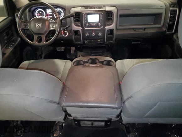 ✅ 2014 Ram 2500 Tradesman • VIN: 3C6UR5HJ1EG147696 • Lot: 90037445. Listed on Copart with 226,593 mi. Free auction sales archive from the USA and detailed vehicle history report at DreamBid. Image 8.