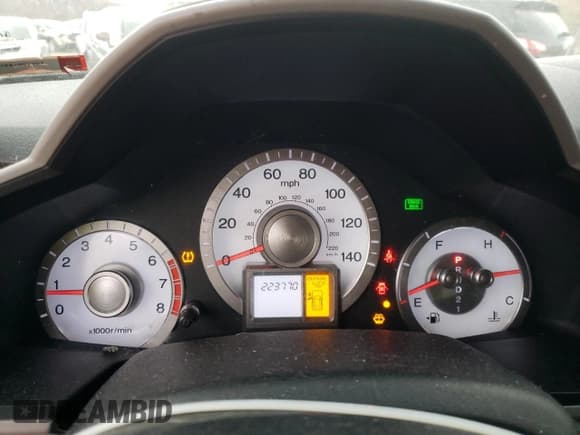 ✅ 2009 Honda Pilot EX • VIN: 5FNYF48479B025525 • Lot: 92830935. Listed on Copart with 223,770 mi. Free auction sales archive from the USA and detailed vehicle history report at DreamBid. Image 9.