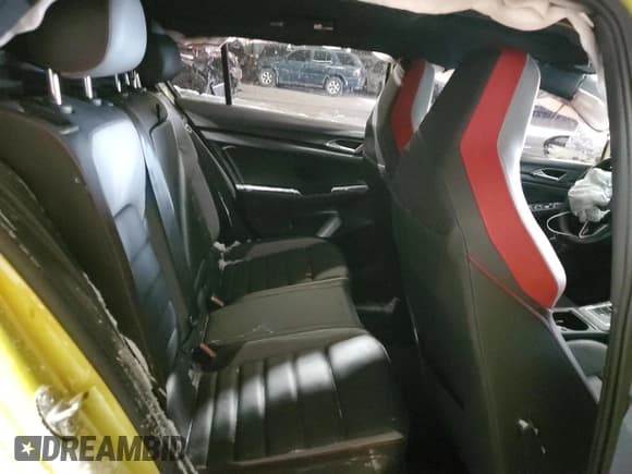 ✅ 2022 Volkswagen Golf GTI Autobahn • VIN: WVW587CD6NW124753 • Лот: 41829115. Опубликован ранее на Copart с пробегом Не указан. Бесплатный доступ к архиву аукционных продаж из США и подробный отчёт об истории автомобиля на DreamBid. Изображение 11.