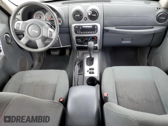 ✅ 2007 Jeep Liberty Limited • VIN: 1J4GL58K67W693599 • Lot: 68046085. Listed on Copart with 190,228 mi. Free auction sales archive from the USA and detailed vehicle history report at DreamBid. Image 8.