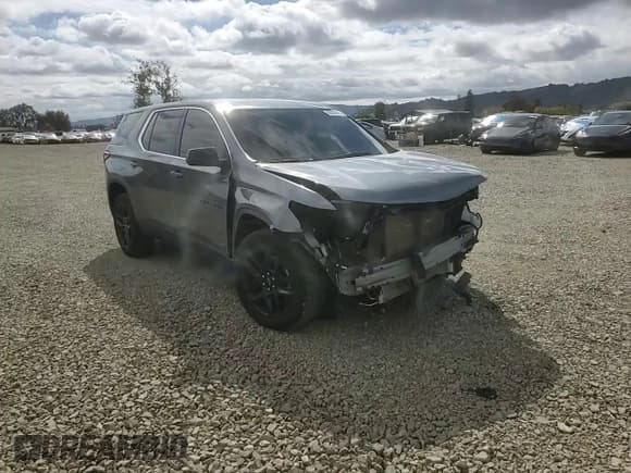 ✅ 2021 Chevrolet Traverse LS • VIN: 1GNERFKW0MJ236560 • Лот: 86836015. Опубликован ранее на Copart с пробегом 35 591 миль. Бесплатный доступ к архиву аукционных продаж из США и подробный отчёт об истории автомобиля на DreamBid. Изображение 15.