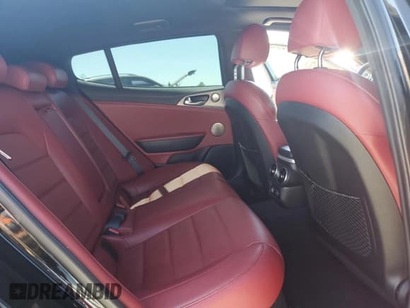 ✅ 2018 Kia Stinger GT2 • VIN: KNAE55LC7J6025211 • Лот: 67279425. Опубликован ранее на Copart с пробегом 53 146 миль. Бесплатный доступ к архиву аукционных продаж из США и подробный отчёт об истории автомобиля на DreamBid. Изображение 10.