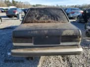 ✅ 1986 BMW 3 Series 325e • VIN: WBAAB5408G9685390 • Lot: 88921395. Wystawiony na Copart z przebiegiem 193 547 mil. Bezpłatny archiwum sprzedaży aukcyjnych z USA i szczegółowy raport historii pojazdu na DreamBid. Zdjęcie 6.