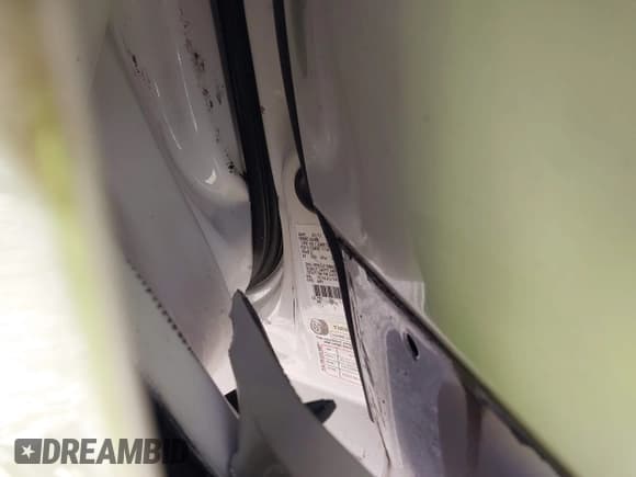 ✅ 2011 Ford Expedition Limited • VIN: 1FMJU1K55BEF27623 • Lot: 43655182. Listed on IAAI with 164,979 mi. Free auction sales archive from the USA and detailed vehicle history report at DreamBid. Image 9.