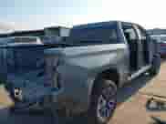 2022 Chevrolet Silverado 1500 LT z VIN 3GCPWCED5NG138842, wystawiony jako IAAI lot #41485587 z przebiegiem 74 967 mil mil oraz . Historia ofert i sprzedaży dostępna na DreamBid. Obrazek 18.
