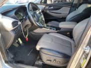 ✅ 2019 Hyundai Santa Fe Ultimate • VIN: 5NMS5CAAXKH028278 • Lot: 80078183. Wystawiony na Copart z przebiegiem Nie podano. Bezpłatny archiwum sprzedaży aukcyjnych z USA i szczegółowy raport historii pojazdu na DreamBid. Zdjęcie 7.