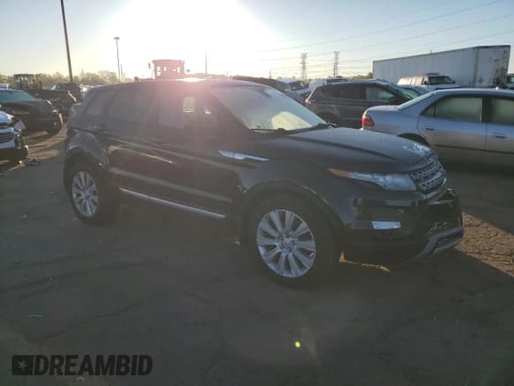 ✅ 2015 Land Rover Range Rover Evoque Prestige • VIN: SALVV2BG0FH015422 • Lot: 85528275. Wystawiony na Copart z przebiegiem 97 815 mil. Bezpłatny archiwum sprzedaży aukcyjnych z USA i szczegółowy raport historii pojazdu na DreamBid. Zdjęcie 4.