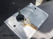 ✅ 1993 Mercury Capri • VIN: 6MPCT01Z0P8641235 • Лот: 42919517. Опубликован ранее на IAAI с пробегом 75 142 миль. Бесплатный доступ к архиву аукционных продаж из США и подробный отчёт об истории автомобиля на DreamBid. Изображение 11.