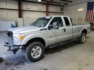 ✅ 2015 Ford F-250 XLT • VIN: 1FT7X2BT3FEB39323 • Lot: 81321894. Wystawiony na Copart z przebiegiem 116 909 mil. Bezpłatny archiwum sprzedaży aukcyjnych z USA i szczegółowy raport historii pojazdu na DreamBid. Zdjęcie 1.