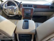 ✅ 2013 Chevrolet Tahoe LT • VIN: 1GNSCBE02DR374915 • Lot: 90366495. Listed on Copart with 200,844 mi. Free auction sales archive from the USA and detailed vehicle history report at DreamBid. Image 8.