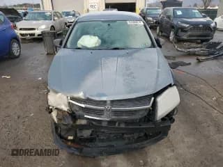 ✅ 2010 Dodge Avenger SXT • VIN: 1B3CC4FBXAN178900 • Лот: 83386874. Опубликован ранее на Copart с пробегом 81 962 миль. Бесплатный доступ к архиву аукционных продаж из США и подробный отчёт об истории автомобиля на DreamBid. Изображение 5.