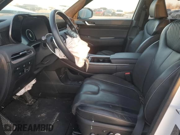 ✅ 2023 Hyundai Palisade Calligraphy • VIN: KM8R7DGE8PU512440 • Лот: 42629275. Опубликован ранее на Copart с пробегом 42 764 миль. Бесплатный доступ к архиву аукционных продаж из США и подробный отчёт об истории автомобиля на DreamBid. Изображение 7.