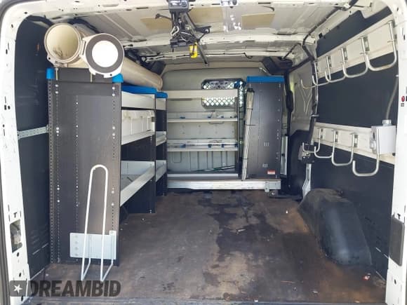 ✅ 2016 Ford Transit Cargo • VIN: 1FTYR1YM1GKB55158 • Lot: 42721028. Listed on IAAI with 86,169 mi. Free auction sales archive from the USA and detailed vehicle history report at DreamBid. Image 8.