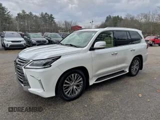 ✅ 2019 Lexus LX 570 • VIN: JTJHY7AX4K4293975 • Lot: 94404175. Wystawiony na Copart z przebiegiem 103 090 mil. Bezpłatny archiwum sprzedaży aukcyjnych z USA i szczegółowy raport historii pojazdu na DreamBid. Zdjęcie 2.