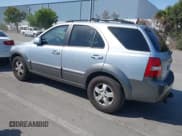 ✅ 2007 Kia Sorento LX • VIN: KNDJD736975710559 • Lot: 42407267. Wystawiony na IAAI z przebiegiem 186 850 mil. Bezpłatny archiwum sprzedaży aukcyjnych z USA i szczegółowy raport historii pojazdu na DreamBid. Zdjęcie 3.