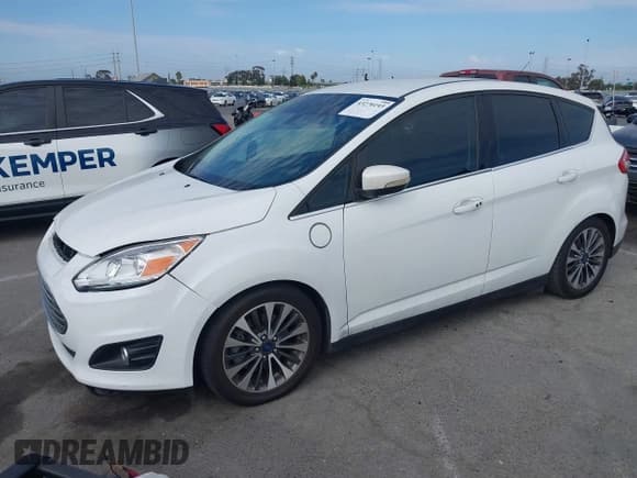 ✅ 2017 Ford C-Max Titanium • VIN: 1FADP5FU9HL108024 • Лот: 43270193. Опубликован ранее на IAAI с пробегом 101 905 миль. Бесплатный доступ к архиву аукционных продаж из США и подробный отчёт об истории автомобиля на DreamBid. Изображение 2.