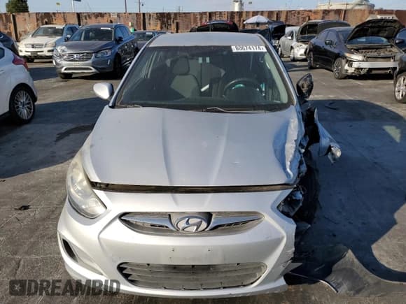✅ 2014 Hyundai Accent GS • VIN: KMHCT5AE6EU151870 • Лот: 80674174. Опубликован ранее на Copart с пробегом 89 411 миль. Бесплатный доступ к архиву аукционных продаж из США и подробный отчёт об истории автомобиля на DreamBid. Изображение 5.