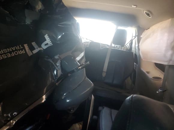 ✅ 2022 Chrysler Pacifica Touring L • VIN: 2C4RC1BG7NR114198 • Лот: 84429035. Опубликован ранее на Copart с пробегом 163 625 миль. Бесплатный доступ к архиву аукционных продаж из США и подробный отчёт об истории автомобиля на DreamBid. Изображение 10.