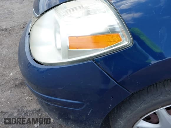 ✅ 2007 Nissan Versa SL • VIN: 3N1BC11E27L456176 • Lot: 42448244. Wystawiony na IAAI z przebiegiem 195 387 mil. Bezpłatny archiwum sprzedaży aukcyjnych z USA i szczegółowy raport historii pojazdu na DreamBid. Zdjęcie 14.