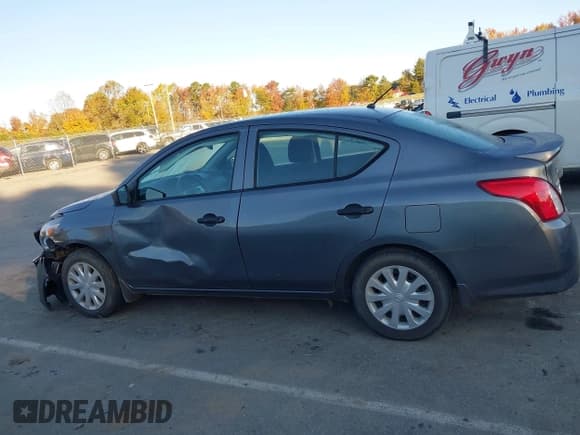 ✅ 2019 Nissan Versa SV • VIN: 3N1CN7AP8KL800878 • Lot: 43589972. Listed on IAAI with 97,096 mi. Free auction sales archive from the USA and detailed vehicle history report at DreamBid. Image 14.