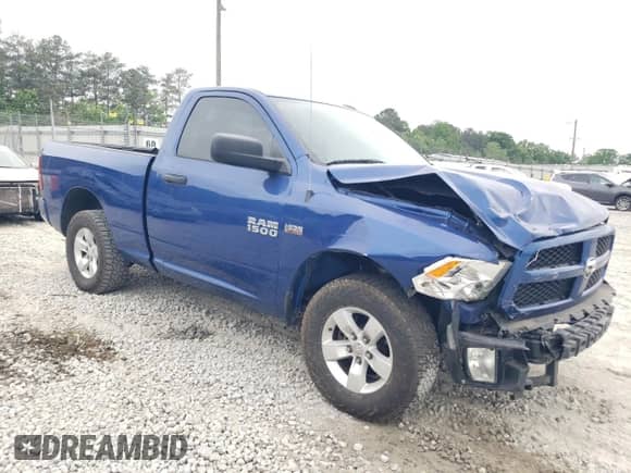 2017 Ram 1500 Tradesman z VIN 3C6JR6ATXHG773823, wystawiony jako Copart lot #53803145 z przebiegiem 119 723 mil mil oraz Szkoda całkowita • Salvage title. Historia ofert i sprzedaży dostępna na DreamBid. Obrazek 4.