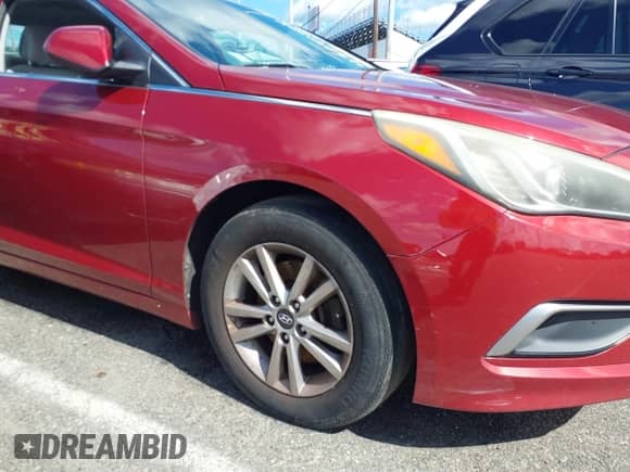 2016 Hyundai Sonata 2.4L z VIN 5NPE24AF4GH400781, wystawiony jako IAAI lot #43095554 z przebiegiem 170 365 mil mil oraz . Historia ofert i sprzedaży dostępna na DreamBid. Obrazek 17.