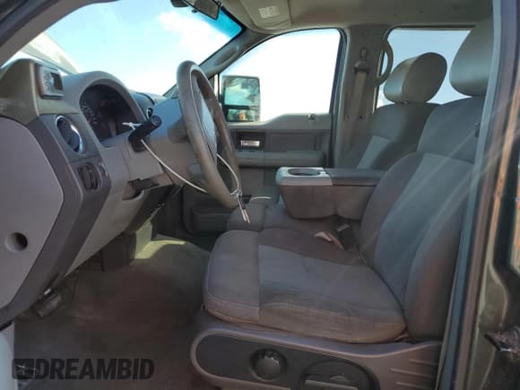 ✅ 2005 Ford F-150 XLT • VIN: 1FTPW14505KD70112 • Lot: 89680865. Listed on Copart with 197,444 mi. Free auction sales archive from the USA and detailed vehicle history report at DreamBid. Image 7.