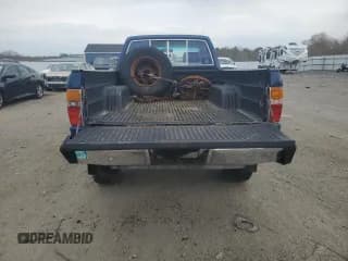 ✅ 1986 Toyota Xtracab Trucks • VIN: JT4RN67P5G5035418 • Lot: 54094055. Wystawiony na Copart z przebiegiem 95 966 mil. Bezpłatny archiwum sprzedaży aukcyjnych z USA i szczegółowy raport historii pojazdu na DreamBid. Zdjęcie 6.