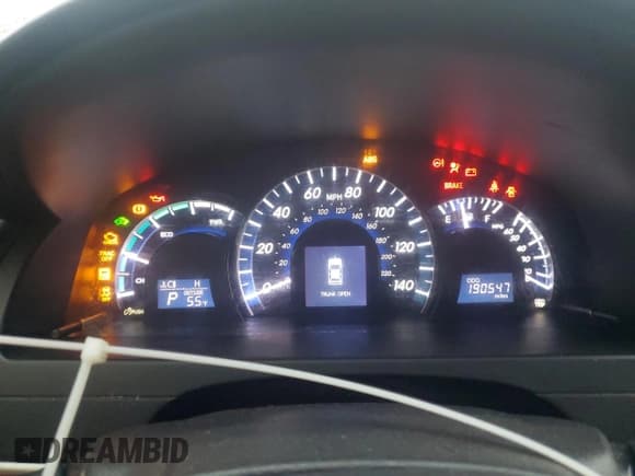 ✅ 2012 Toyota Camry XLE • VIN: 4T1BD1FK4CU016495 • Lot: 90742345. Wystawiony na Copart z przebiegiem 190 547 mil. Bezpłatny archiwum sprzedaży aukcyjnych z USA i szczegółowy raport historii pojazdu na DreamBid. Zdjęcie 9.