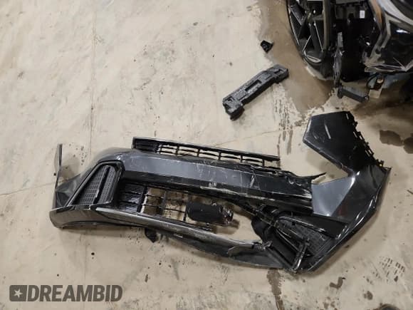 ✅ 2025 Kia K4 GT-Line • VIN: 3KPFW4DEXSE074347 • Lot: 91275085. Wystawiony na Copart z przebiegiem 8 750 mil. Bezpłatny archiwum sprzedaży aukcyjnych z USA i szczegółowy raport historii pojazdu na DreamBid. Zdjęcie 12.