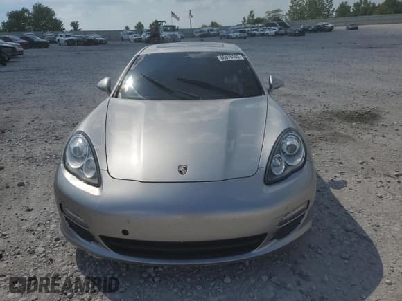 ✅ 2012 Porsche Panamera • VIN: WP0AA2A74CL013085 • Лот: 66876105. Опубликован ранее на Copart с пробегом 113 242 миль. Бесплатный доступ к архиву аукционных продаж из США и подробный отчёт об истории автомобиля на DreamBid. Изображение 5.