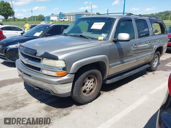 ✅ 2001 Chevrolet Suburban LS • VIN: 3GNEC16T71G199024 • Лот: 42323859. Опубликован ранее на IAAI с пробегом Не указан. Бесплатный доступ к архиву аукционных продаж из США и подробный отчёт об истории автомобиля на DreamBid. Изображение 2.