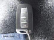 ✅ 2013 Hyundai Veloster Turbo • VIN: KMHTC6AE1DU110308 • Lot: 42259651. Wystawiony na IAAI z przebiegiem 135 379 mil. Bezpłatny archiwum sprzedaży aukcyjnych z USA i szczegółowy raport historii pojazdu na DreamBid. Zdjęcie 11.