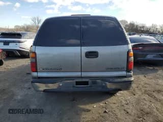✅ 2001 Chevrolet Suburban LS • VIN: 3GNFK16T21G162731 • Лот: 83425394. Опубликован ранее на Copart с пробегом 231 377 миль. Бесплатный доступ к архиву аукционных продаж из США и подробный отчёт об истории автомобиля на DreamBid. Изображение 6.